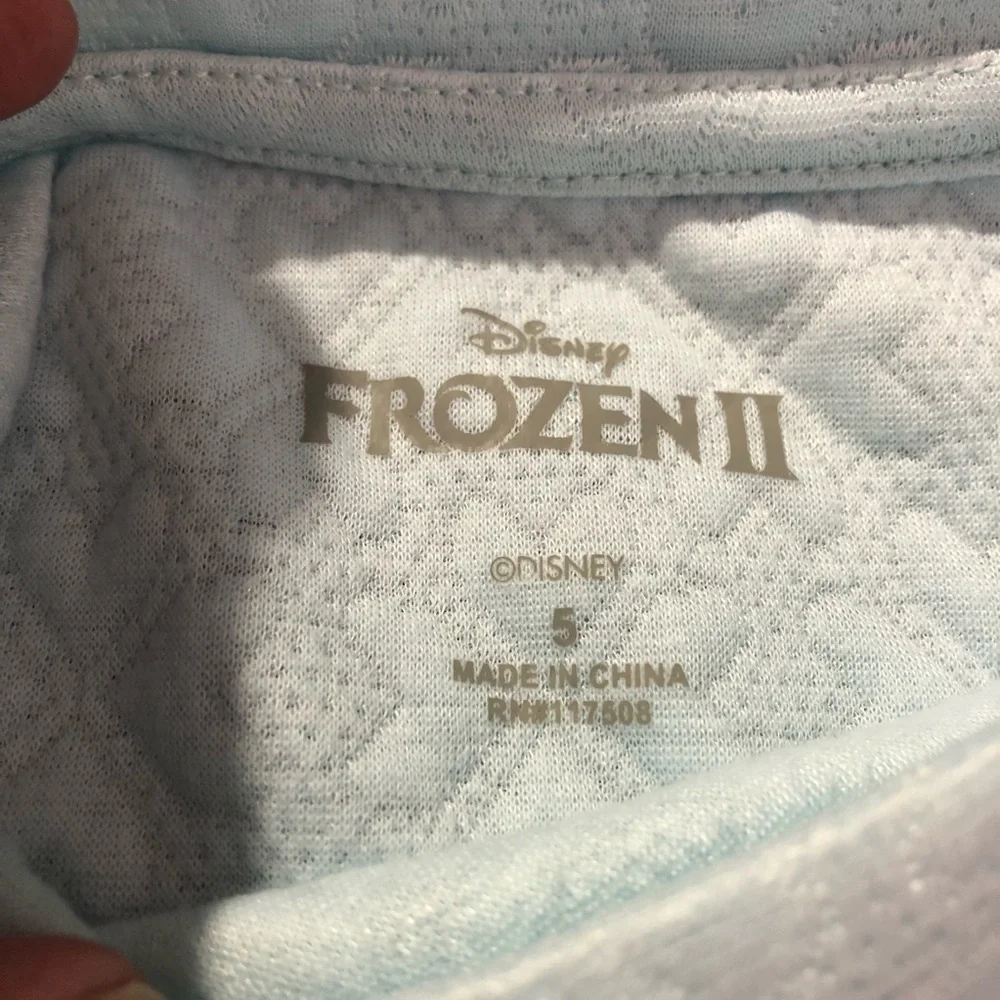 NEW Disney Frozen Elsa Girls Embossed Top and Skirt Set, Size 5, Blue